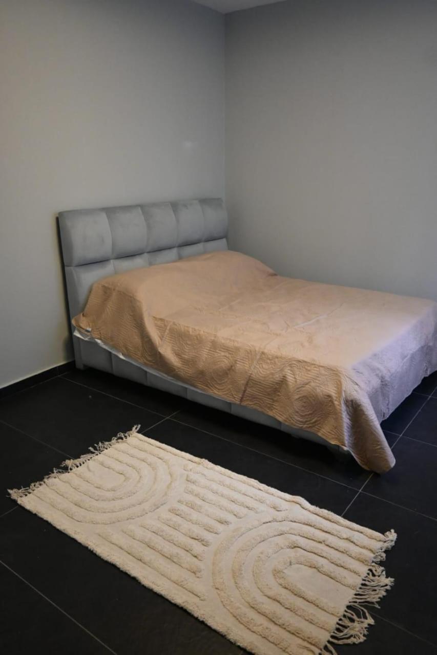 Peonia Valamar Villa Durres
